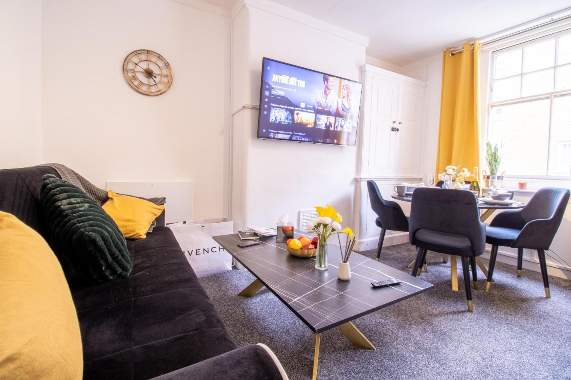 Chic Urban Retreat 1 Bedroom Gem In Covent Garden ลอนดอน ภายนอก รูปภาพ