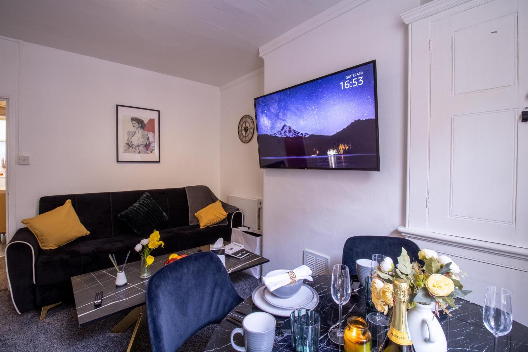 Chic Urban Retreat 1 Bedroom Gem In Covent Garden ลอนดอน ภายนอก รูปภาพ