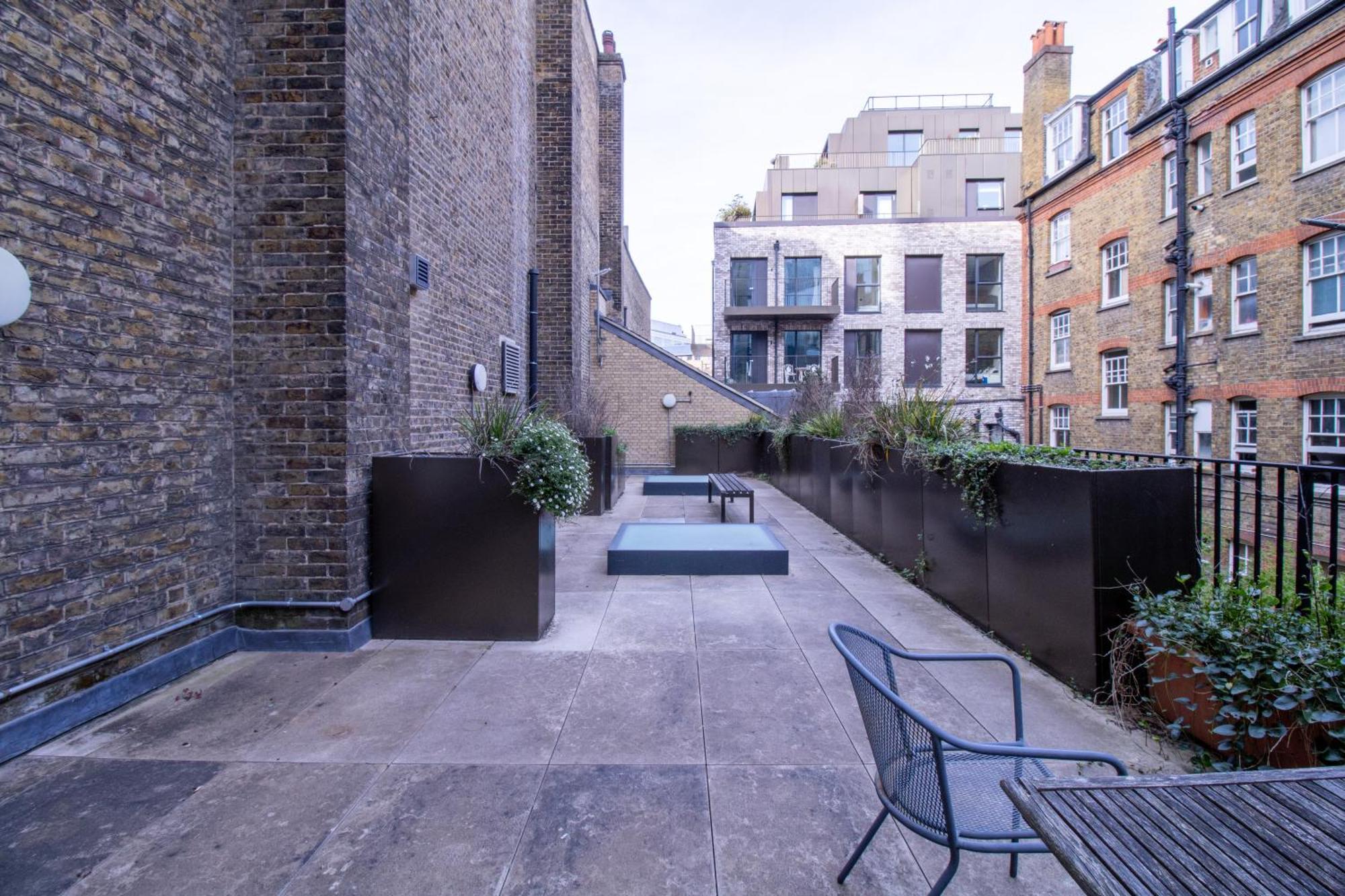 Chic Urban Retreat 1 Bedroom Gem In Covent Garden ลอนดอน ภายนอก รูปภาพ