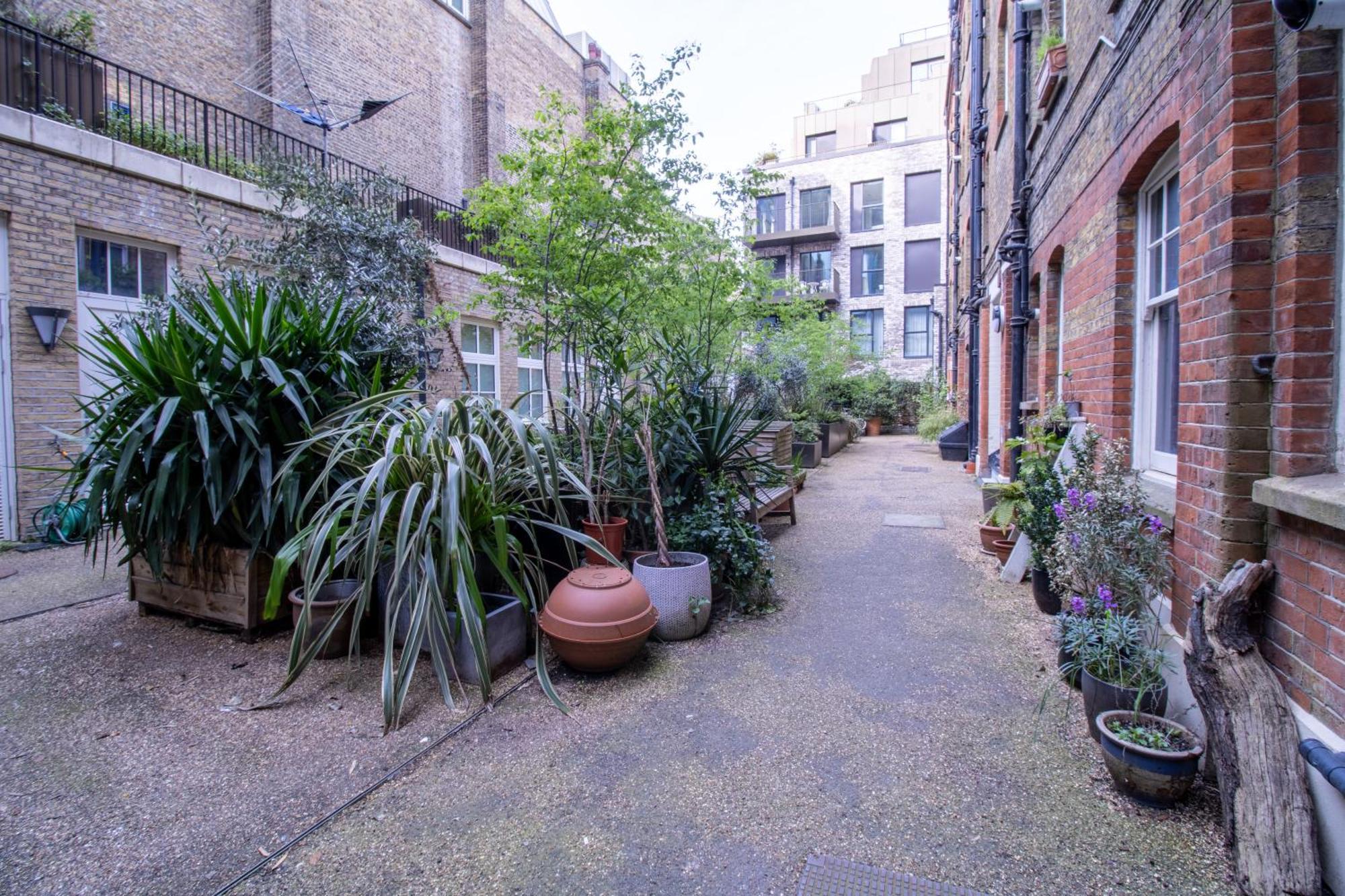 Chic Urban Retreat 1 Bedroom Gem In Covent Garden ลอนดอน ภายนอก รูปภาพ